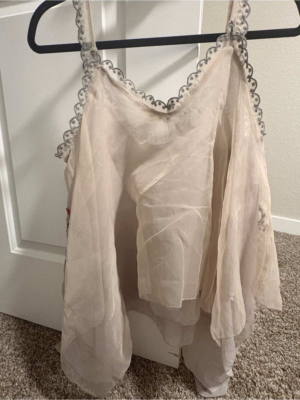 Anthropologie Beige Embroidered Scallop-Trim Tank - Picture 4 of 7